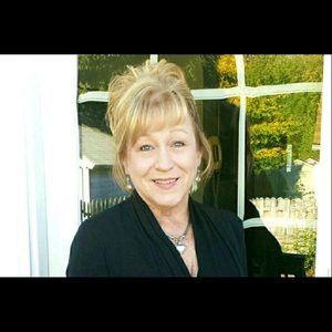 Meet your Posher, Noreen